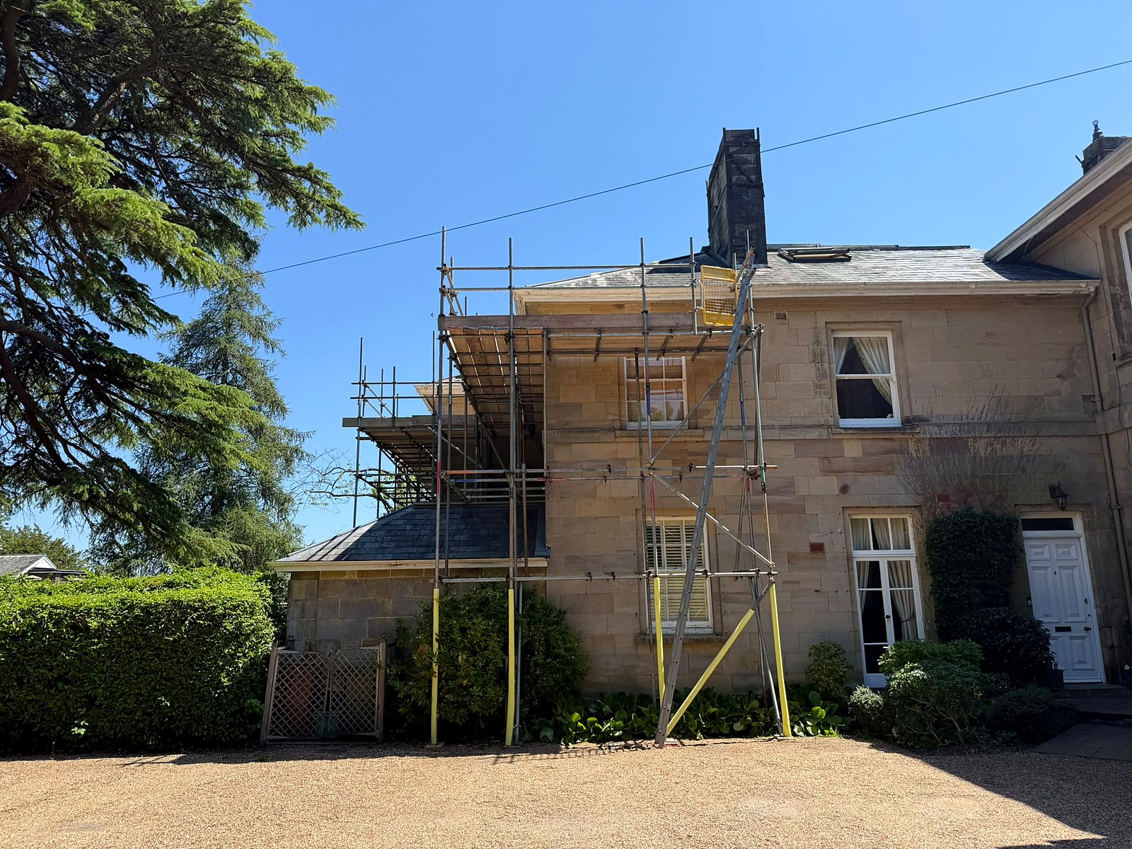 Ladder access to a boarded lift at chimney height